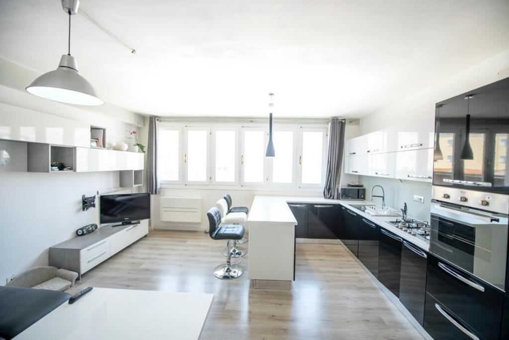 Loft 51 Apartment Olbia Exterior photo